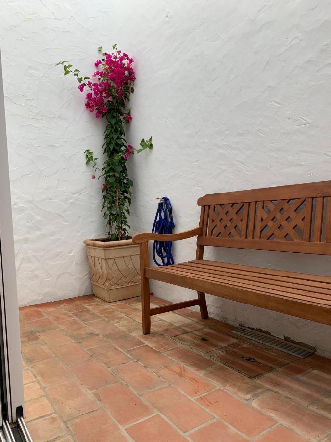 Stylish Townhouse With Gallery In The Heart Of Tavira For Two تافيرا المظهر الخارجي الصورة